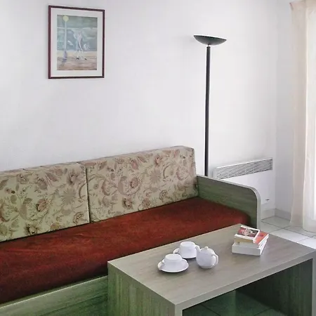 Apartment Le Mayflower Du Roi Cam01018 Cyb